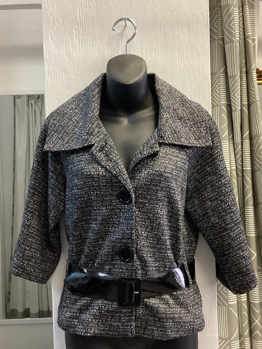 Women's Black & Gray Belted Textured Blazer